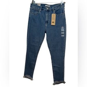 NWT Levi’s 721 High Rise Skinny Jeans